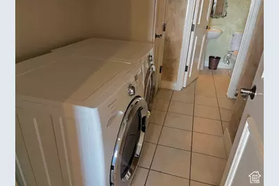 1831 E Cottonwood Glen Ct E, Holladay, UT 84117 - Photo 11