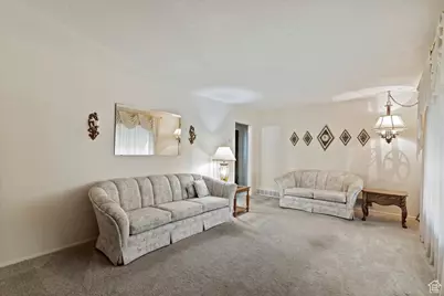 4506 S 300 W, Washington Terrace, UT 84405 - Photo 7