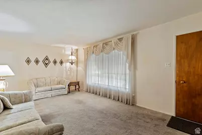 4506 S 300 W, Washington Terrace, UT 84405 - Photo 5