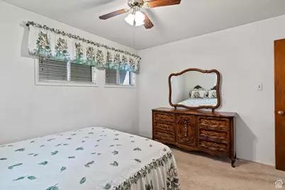 4506 S 300 W, Washington Terrace, UT 84405 - Photo 13