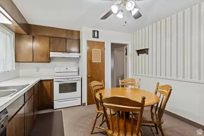 4506 S 300 W, Washington Terrace, UT 84405 - Photo 11
