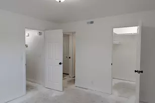 955 E Creekhill Ln, Midvale, UT 84047 - Photo 9