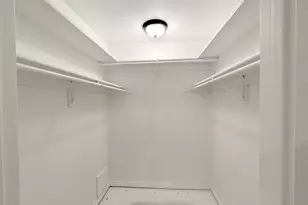 955 E Creekhill Ln, Midvale, UT 84047 - Photo 11