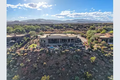 2228 N Chaco Trl, Saint George, UT 84770 - Photo 15