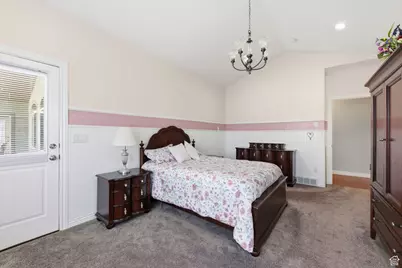 9121 S Hidden Peak Dr W, West Jordan, UT 84088 - Photo 27