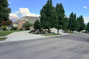 9121 S Hidden Peak Dr W, West Jordan, UT 84088 - Photo 49