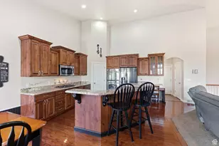 9121 S Hidden Peak Dr W, West Jordan, UT 84088 - Photo 19