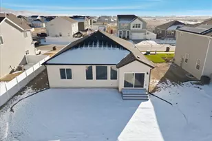 1573 E Lynx Ln, Eagle Mountain, UT 84005 - Photo 31