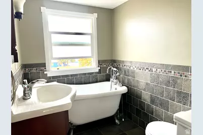 88 S 100 W, Blanding, UT 84511 - Photo 39