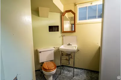 395 W 200 N, Logan, UT 84321 - Photo 23