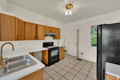 266 S 900 W, Salt Lake City, UT 84104 - Photo 7