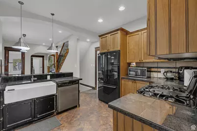827 E 500 S, Salt Lake City, UT 84102 - Photo 7