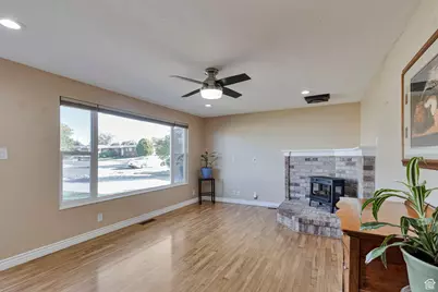 389 W 2575 N, Sunset, UT 84015 - Photo 7