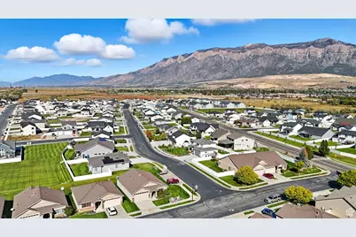 3468 N Larkspur Ln W, Plain City, UT 84404 - Photo 11