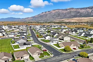 3468 N Larkspur Ln W, Plain City, UT 84404 - Photo 11