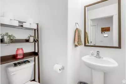 1847 E Eagle View Ln, Eagle Mountain, UT 84005 - Photo 13