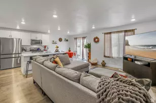 1847 E Eagle View Ln, Eagle Mountain, UT 84005 - Photo 3