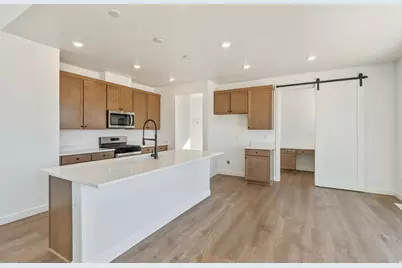 4983 N Topaz Dr #301, Eagle Mountain, UT 84005 - Photo 3