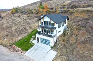 649 N Lochwood Dr, Garden City, UT 84028 - Photo 77