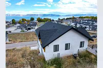 649 N Lochwood Dr #84, Garden City, UT 84028 - Photo 7