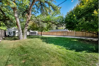 5295 S Holladay Blvd E, Salt Lake City, UT 84117 - Photo 31