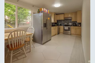 6954 S 85 E, Midvale, UT 84047 - Photo 9