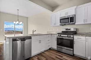 8048 N Clydesdale Dr, Eagle Mountain, UT 84005 - Photo 17