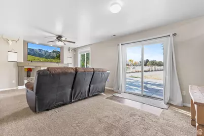 374 S Davenport Dr E, Grantsville, UT 84029 - Photo 23