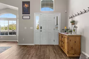 374 S Davenport Dr E, Grantsville, UT 84029 - Photo 7