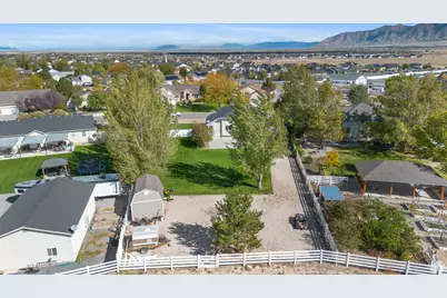 374 S Davenport Dr E, Grantsville, UT 84029 - Photo 51