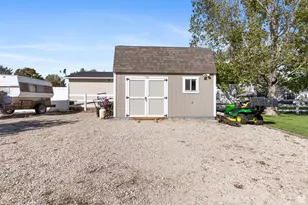 374 S Davenport Dr E, Grantsville, UT 84029 - Photo 39