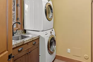 2277 E Broken Branch Dr, Boulder, UT 84716 - Photo 31