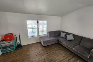 262 E Hidden View Dr, Sandy, UT 84070 - Photo 5