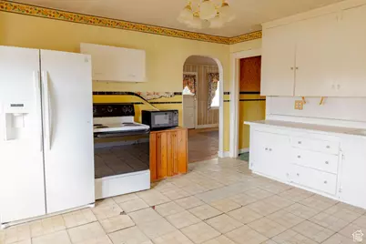 141 W 100 N, East Carbon, UT 84520 - Photo 13