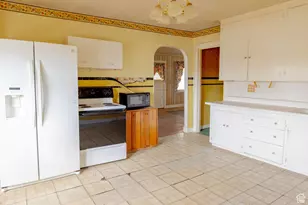 141 W 100 N, East Carbon, UT 84520 - Photo 13