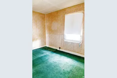 141 W 100 N, East Carbon, UT 84520 - Photo 21