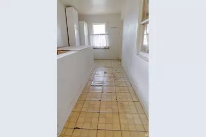 141 W 100 N, East Carbon, UT 84520 - Photo 17