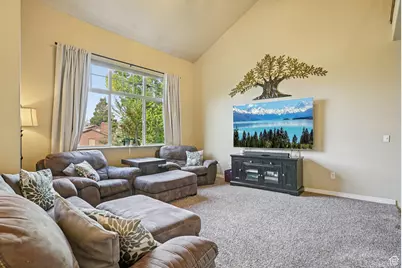 2218 W Mackay Ln, Taylorsville, UT 84129 - Photo 3