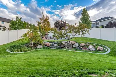 541 W Mountain Ridge Dr, Saratoga Springs, UT 84045 - Photo 7