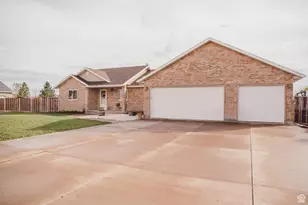 65 S 400 E, Centerfield, UT 84622 - Photo 3