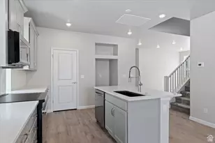 6198 W Franciscotti Dr, South Jordan, UT 84009 - Photo 7