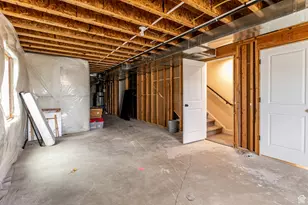 216 E 1500 N, Nephi, UT 84648 - Photo 25