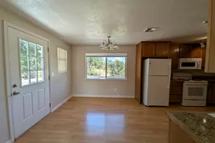 282 Appaloosa Loop, Enoch, UT 84721 - Photo 9