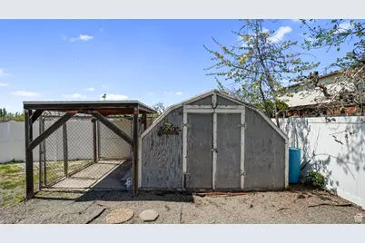 1161 E 200 N, Pleasant Grove, UT 84062 - Photo 27