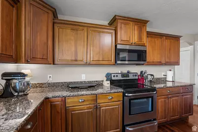 786 S 1430 W, Lehi, UT 84043 - Photo 7