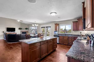 786 S 1430 W, Lehi, UT 84043 - Photo 11