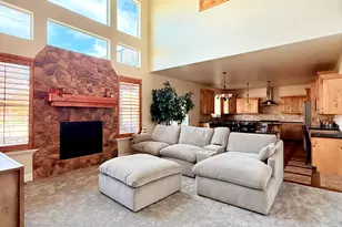 469 E Vine St, Murray, UT 84107 - Photo 5