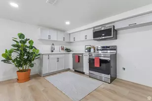 863 W Germania Ave, Murray, UT 84123 - Photo 15