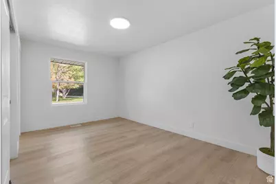 863 W Germania Ave, Murray, UT 84123 - Photo 11