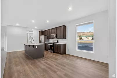 1700 W 2700 N #112, Pleasant View, UT 84404 - Photo 15